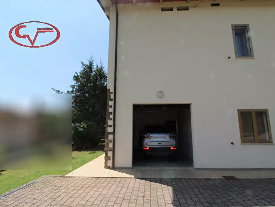 Immagine 24 di Villa in vendita  in Via trieste a Loro Ciuffenna