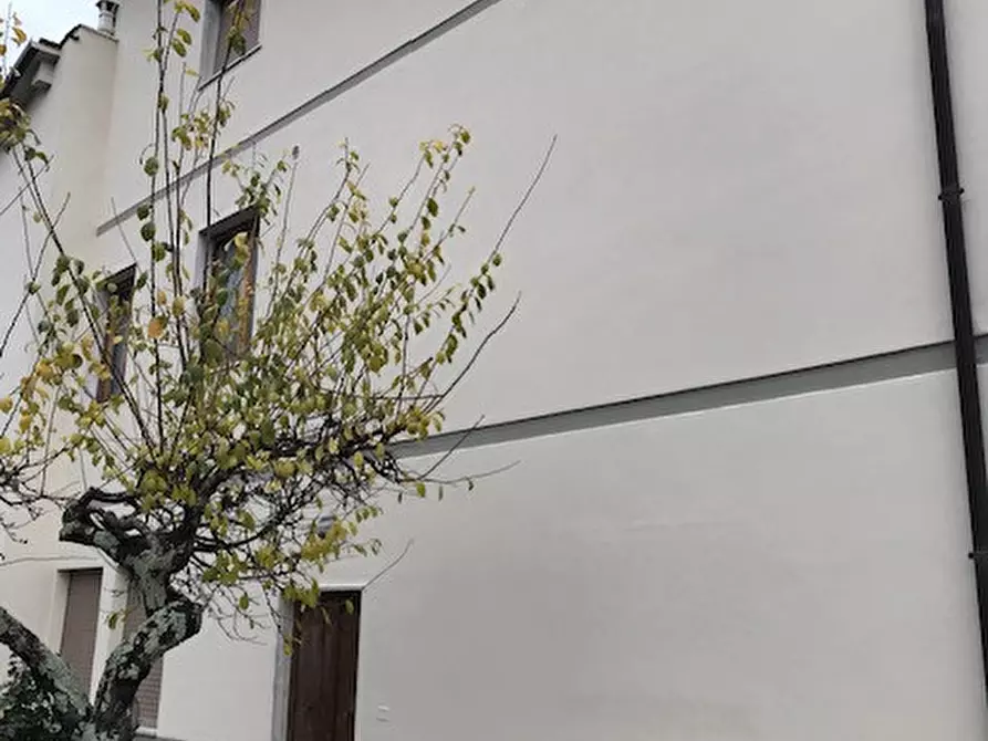 Immagine 28 di Villa in vendita  in Via trieste a Loro Ciuffenna