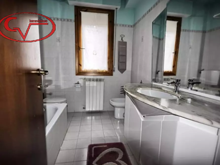 Immagine 23 di Villetta a schiera in vendita  in Loc Badia Agnano a Bucine