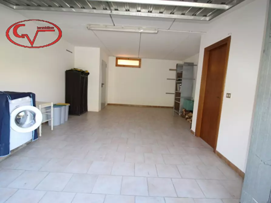 Immagine 43 di Villetta a schiera in vendita  in Loc Badia Agnano a Bucine