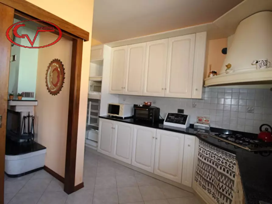 Immagine 50 di Villetta a schiera in vendita  in Loc Badia Agnano a Bucine