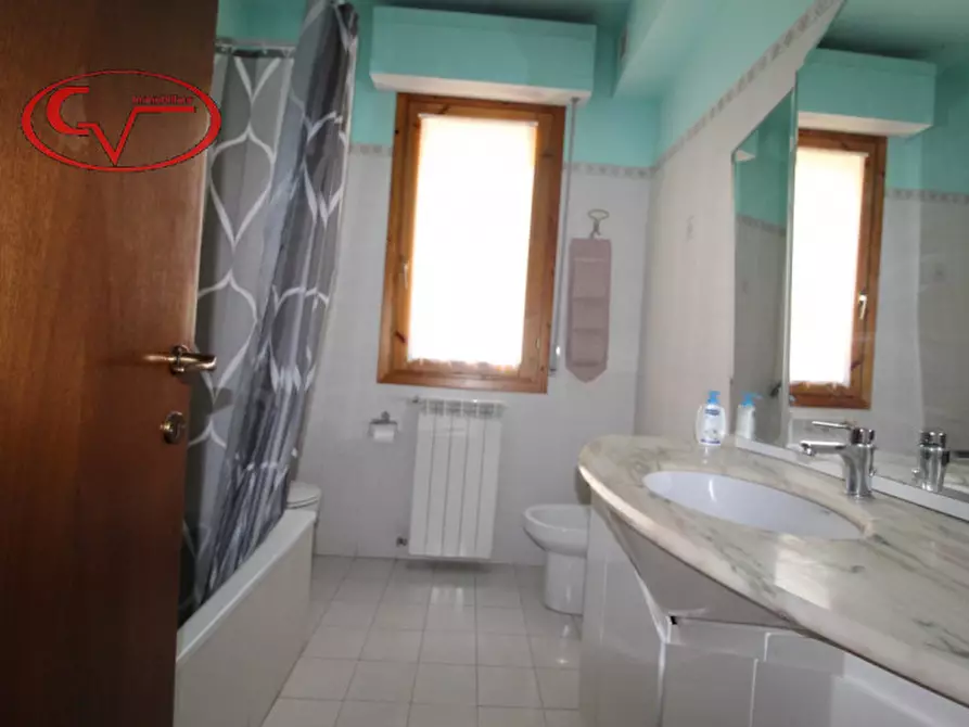 Immagine 59 di Villetta a schiera in vendita  in Loc Badia Agnano a Bucine