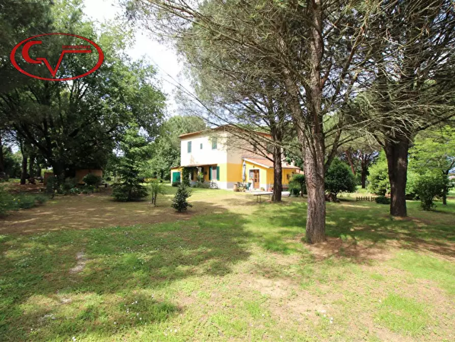 Immagine 4 di Rustico / casale in vendita  in Via oberdan a Bucine