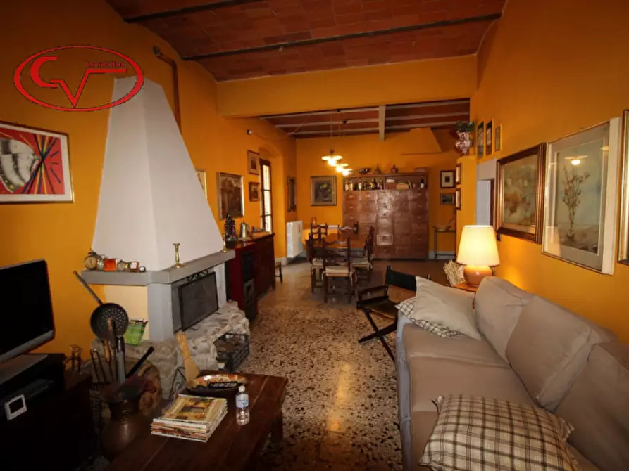 Immagine 11 di Rustico / casale in vendita  in Via oberdan a Bucine