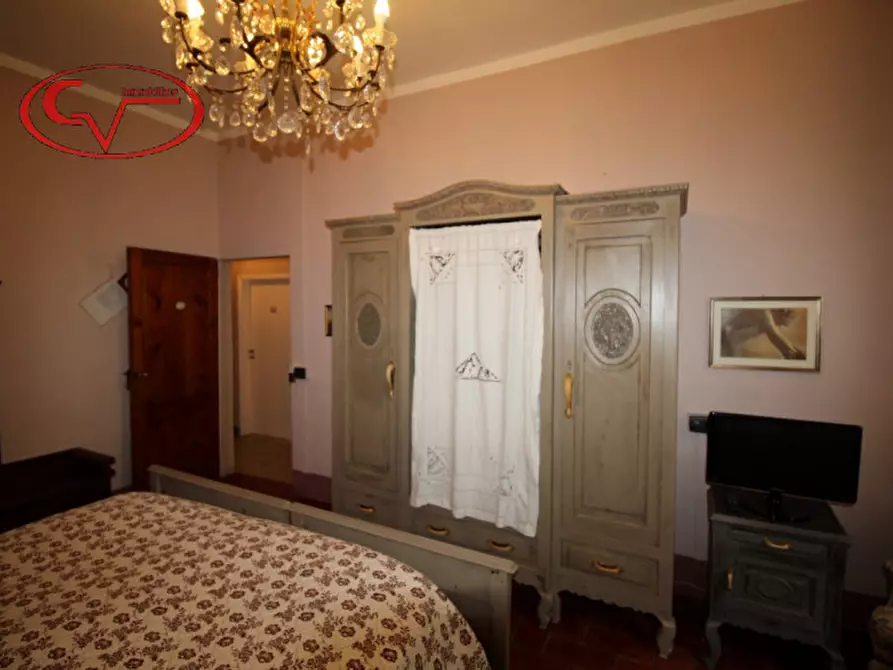 Immagine 17 di Rustico / casale in vendita  in Via oberdan a Bucine