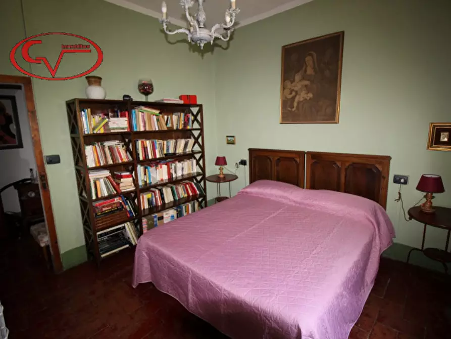 Immagine 25 di Rustico / casale in vendita  in Via oberdan a Bucine