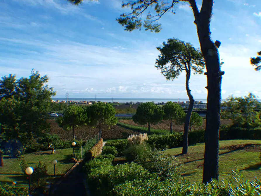 Immagine 23 di Casa indipendente in vendita  a Senigallia