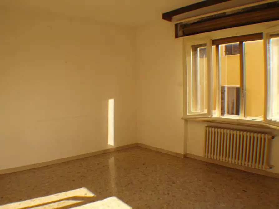 Immagine 5 di Appartamento in vendita  a Trecastelli