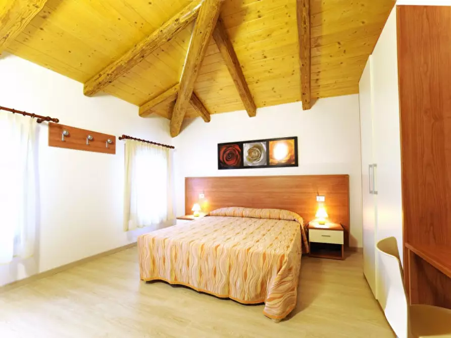 Immagine 21 di Attività commerciale in vendita  a San Michele Al Tagliamento