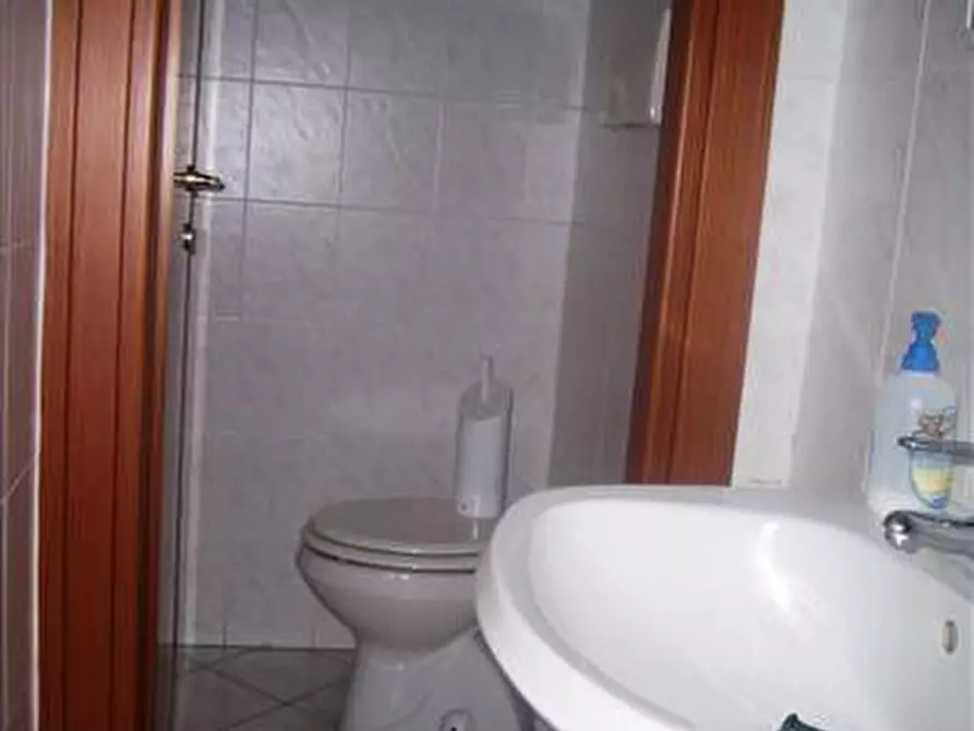 Immagine 6 di Ufficio in vendita  in via Leona a Bucine