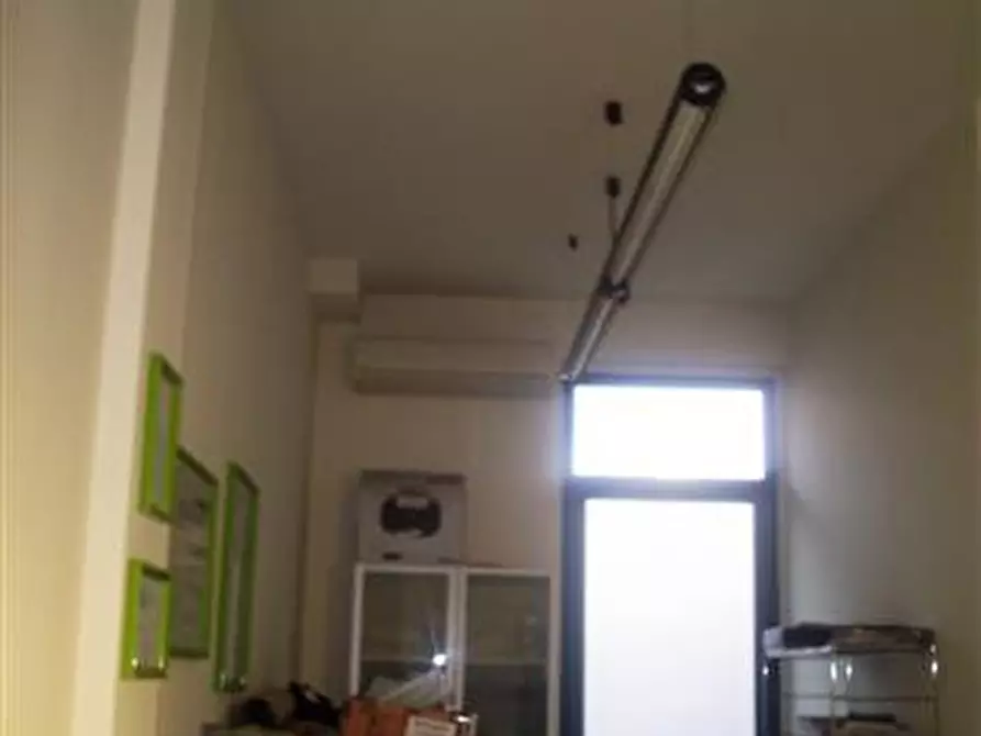 Immagine 7 di Ufficio in vendita  in via Leona a Bucine