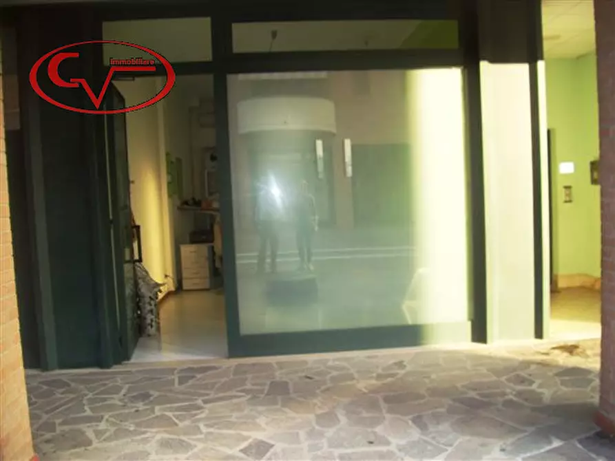 Immagine 9 di Ufficio in vendita  in via Leona a Bucine