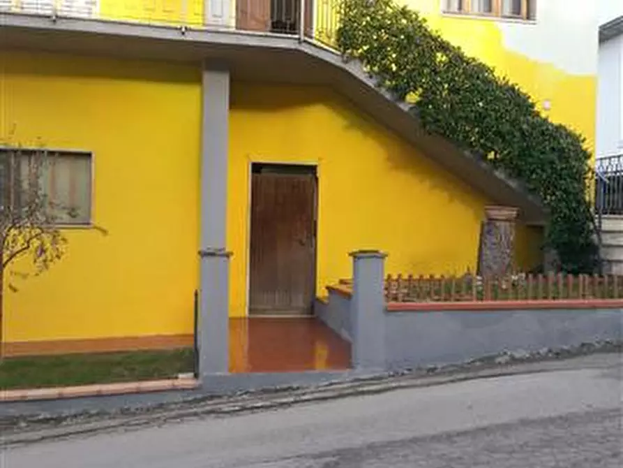 Immagine 35 di Casa indipendente in vendita  in trento a Bucine