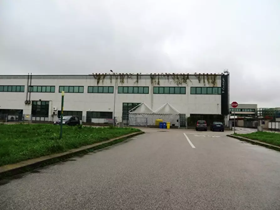 Immagine 21 di Capannone industriale in vendita  in via dell'Industria a Argelato