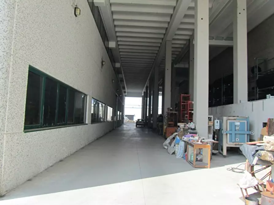 Immagine 26 di Capannone industriale in vendita  in via dell'Industria a Argelato