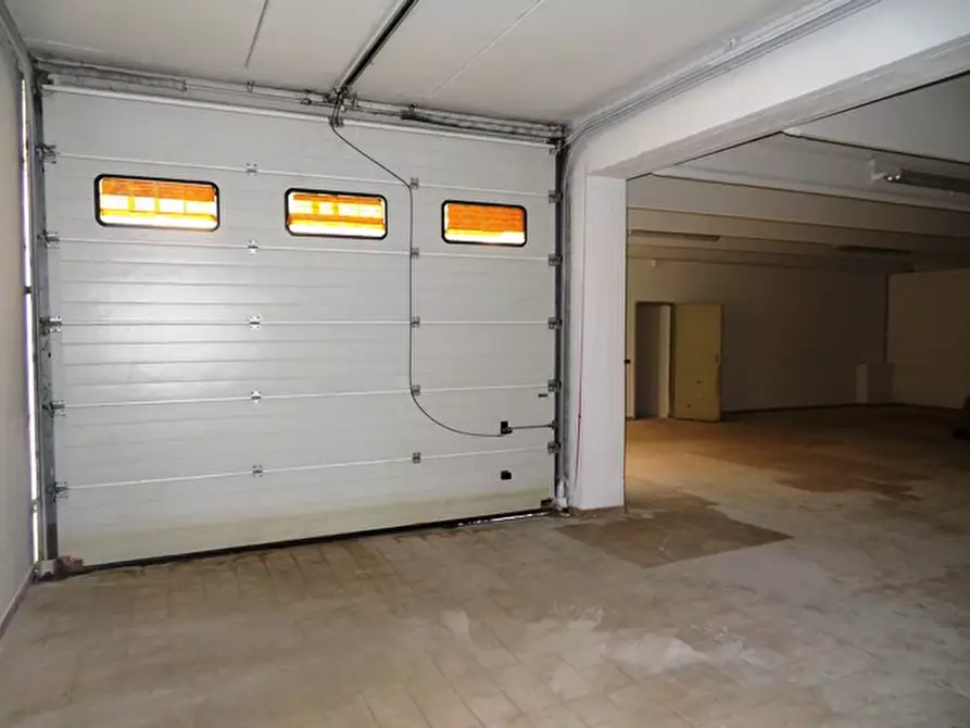 Immagine 6 di Laboratorio in vendita  in via Gramsci a Argelato