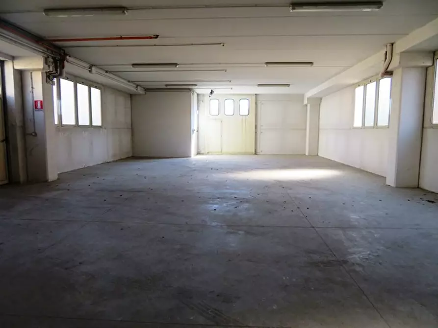 Immagine 7 di Laboratorio in vendita  in via Gramsci a Argelato