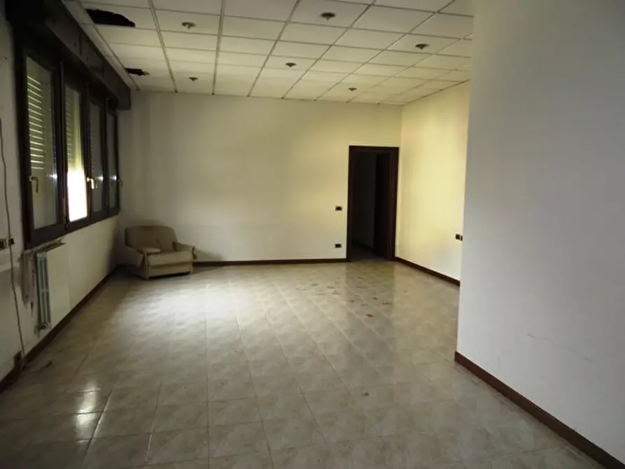 Immagine 10 di Laboratorio in vendita  in via Gramsci a Argelato