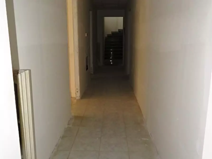 Immagine 24 di Laboratorio in vendita  in via Gramsci a Argelato