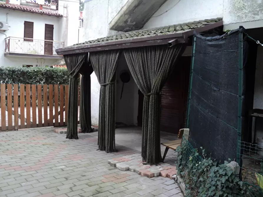 Immagine 3 di Villa in vendita  in VIA GIORGIONE 13 a Comacchio