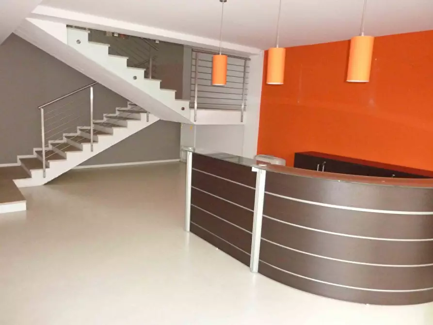 Immagine 3 di Ufficio in affitto  a Padova