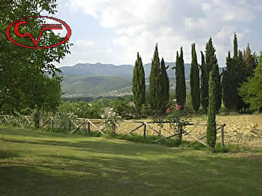 Immagine 2 di Villa in vendita  in Strada comunale dell'Ascione a Terranuova Bracciolini