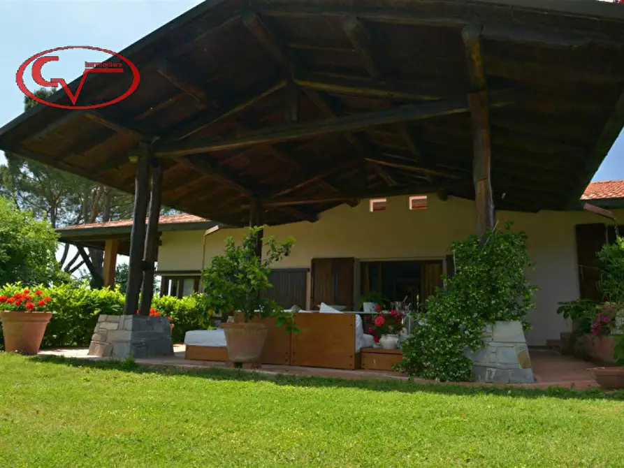 Immagine 4 di Villa in vendita  in Strada comunale dell'Ascione a Terranuova Bracciolini