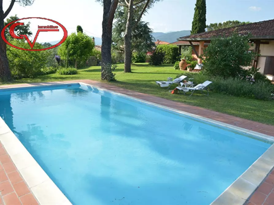 Immagine 6 di Villa in vendita  in Strada comunale dell'Ascione a Terranuova Bracciolini