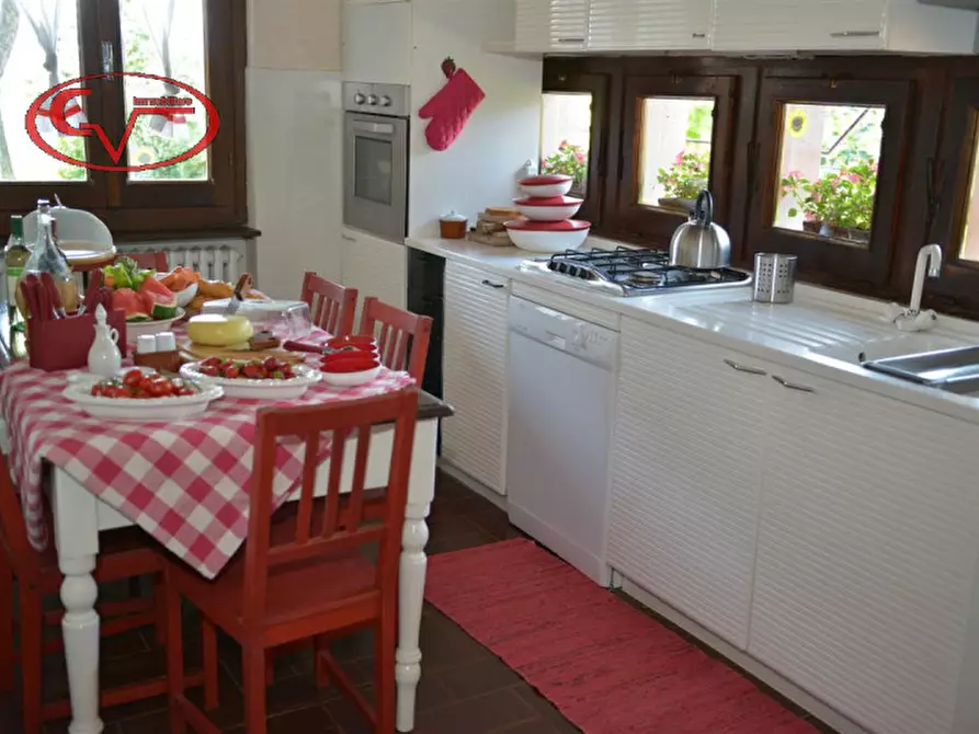 Immagine 14 di Villa in vendita  in Strada comunale dell'Ascione a Terranuova Bracciolini