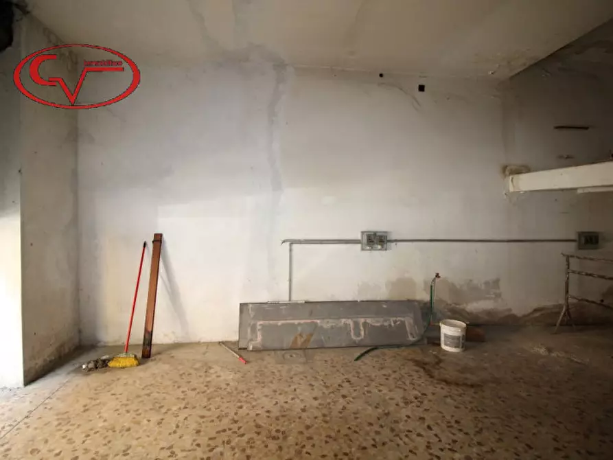 Immagine 3 di Magazzino in vendita  in via mazzini a San Giovanni Valdarno