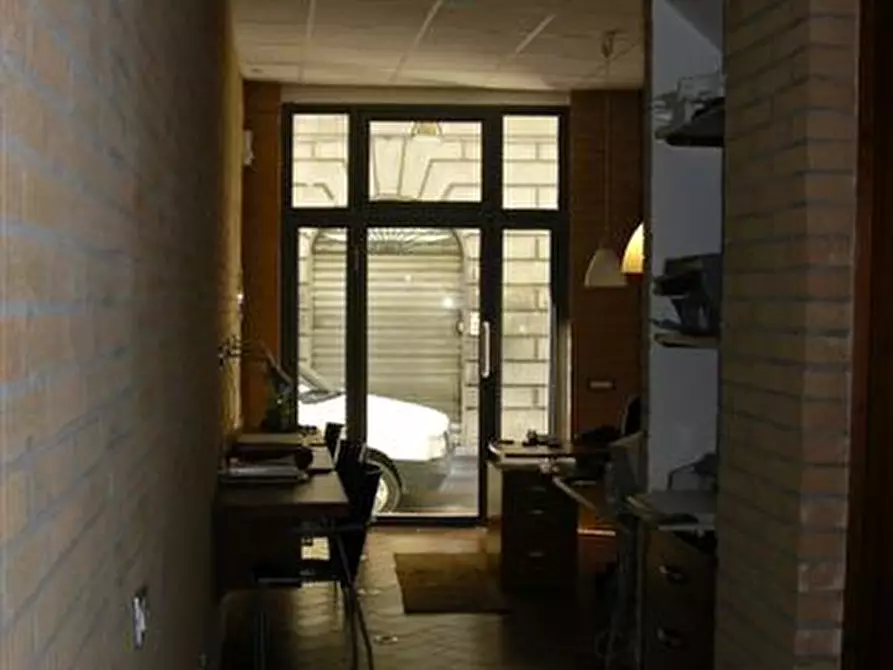 Immagine 8 di Ufficio in vendita  in via marzia a Montevarchi