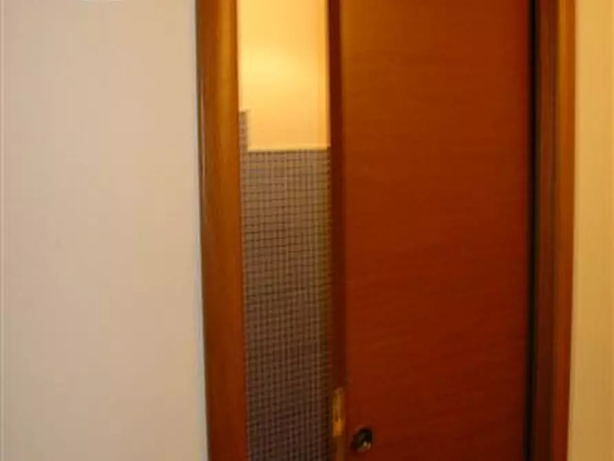 Immagine 11 di Ufficio in vendita  in via marzia a Montevarchi