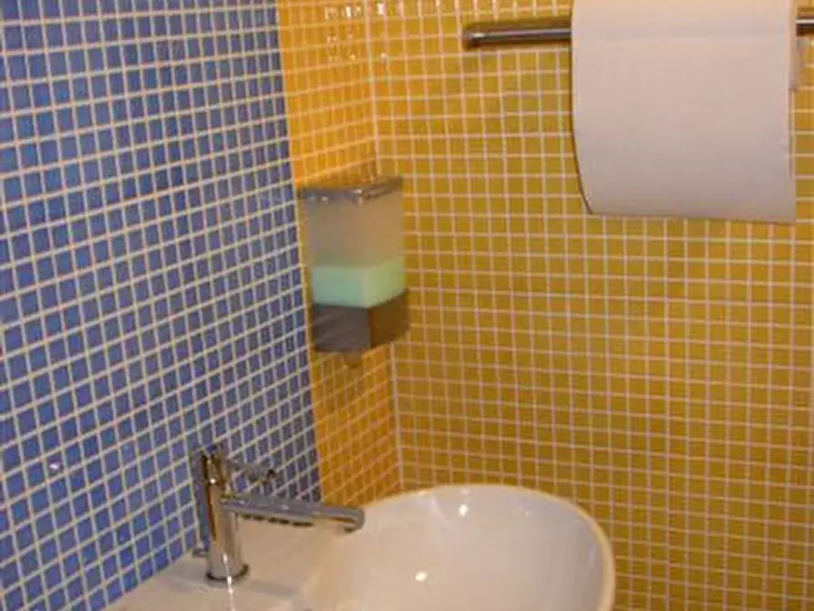 Immagine 12 di Ufficio in vendita  in via marzia a Montevarchi