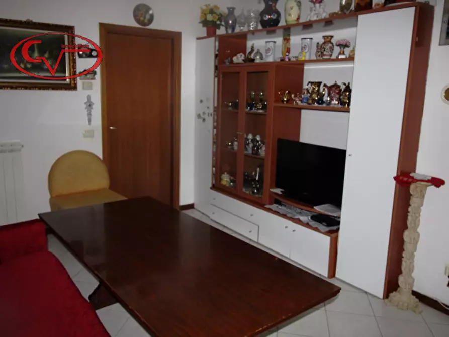 Immagine 1 di Appartamento in vendita  in viale diaz a Montevarchi