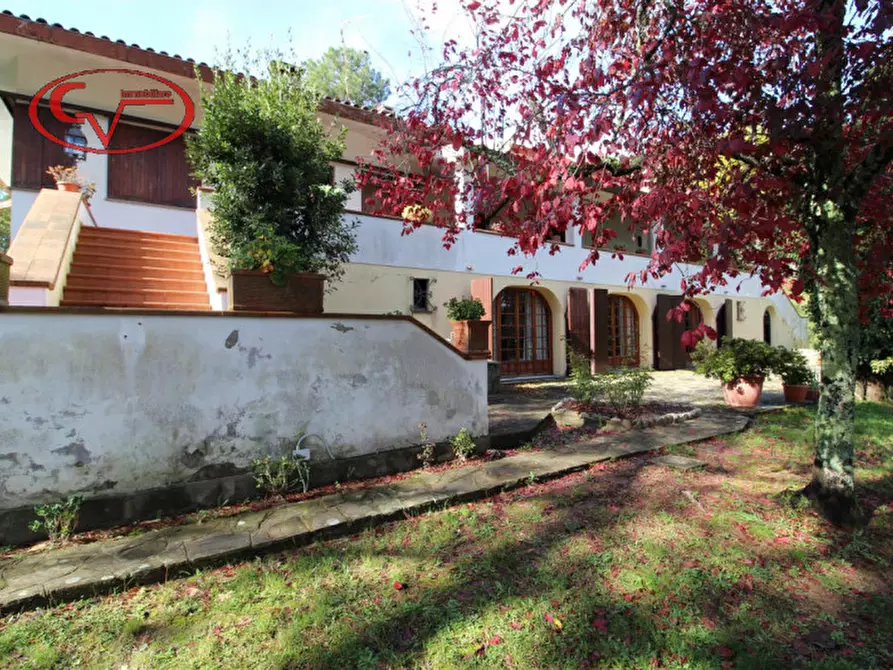 Immagine 21 di Villa in vendita  in via chiantigiana a Cavriglia