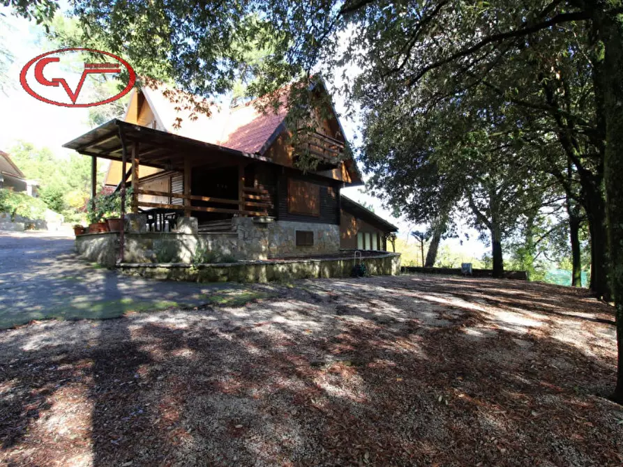 Immagine 29 di Villa in vendita  in via chiantigiana a Cavriglia