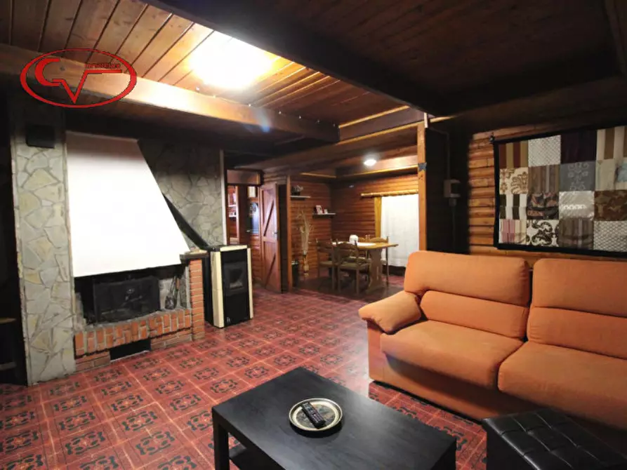 Immagine 31 di Villa in vendita  in via chiantigiana a Cavriglia