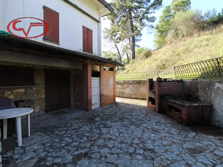 Immagine 40 di Villa in vendita  in via chiantigiana a Cavriglia