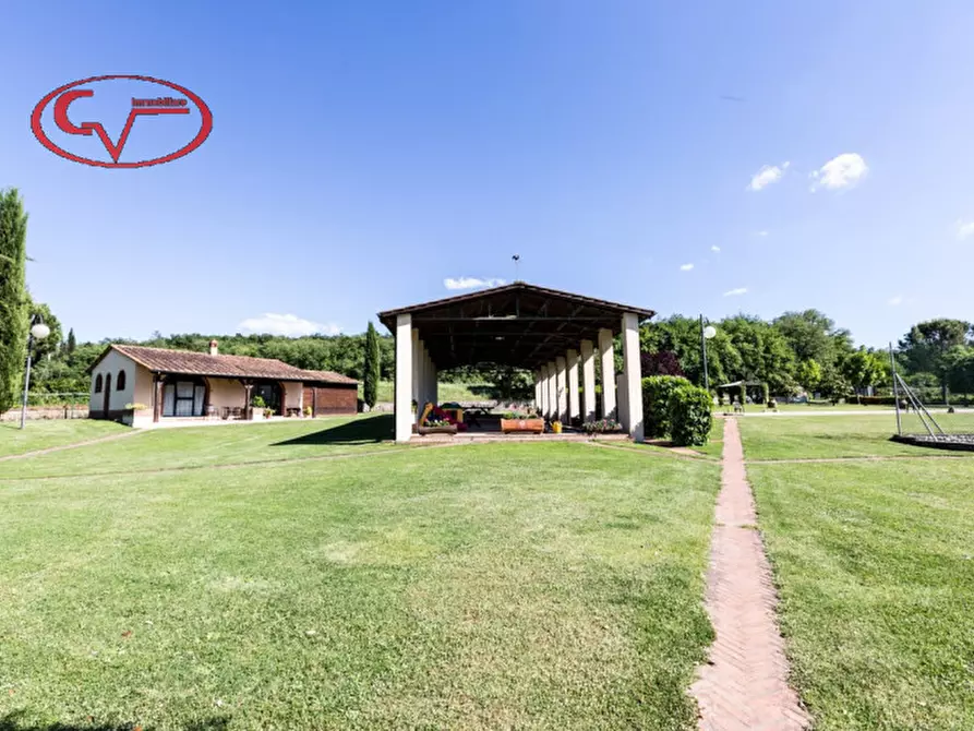 Immagine 50 di Agriturismo in vendita  in Strada provinciale val d'ambra a Bucine