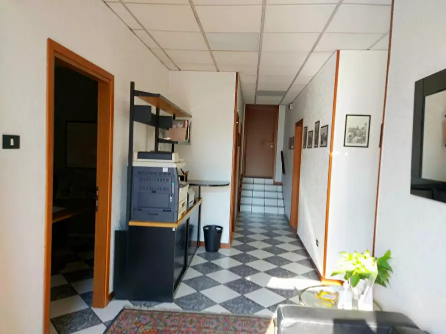 Immagine 5 di Ufficio in affitto  in via cernaia a Padova