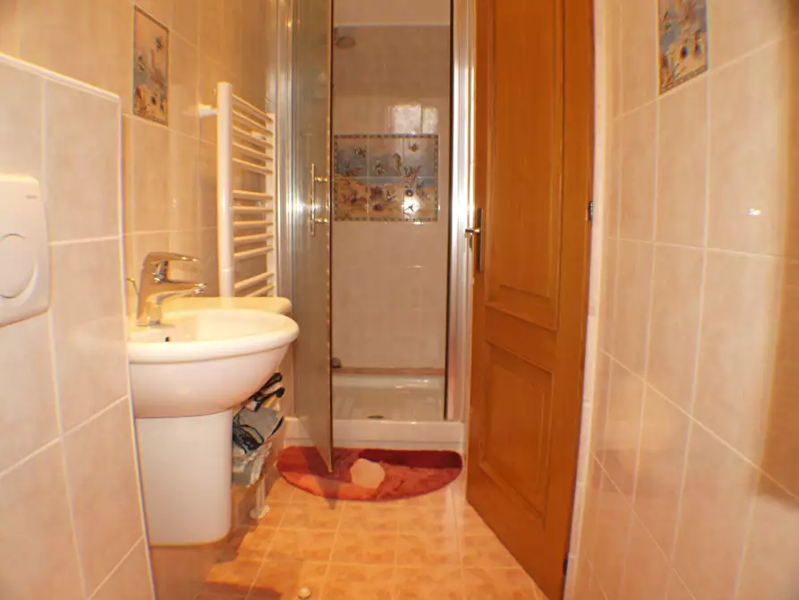 Immagine 19 di Appartamento in vendita  a Corinaldo