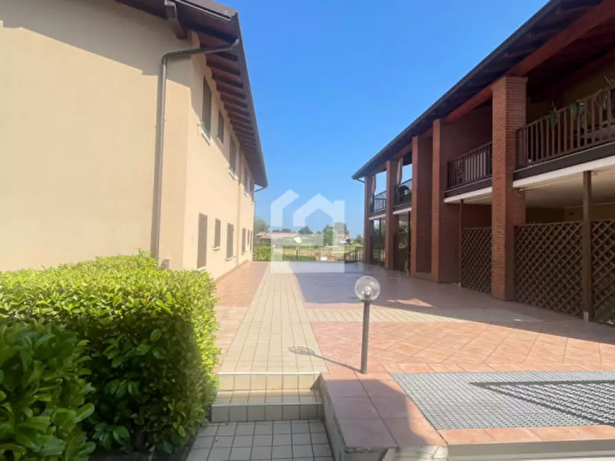Immagine 1 di Appartamento in affitto  a Manerba Del Garda