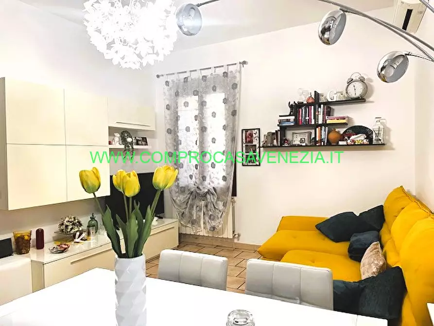 Immagine 40 di Casa bifamiliare in vendita  in via trieste a Venezia