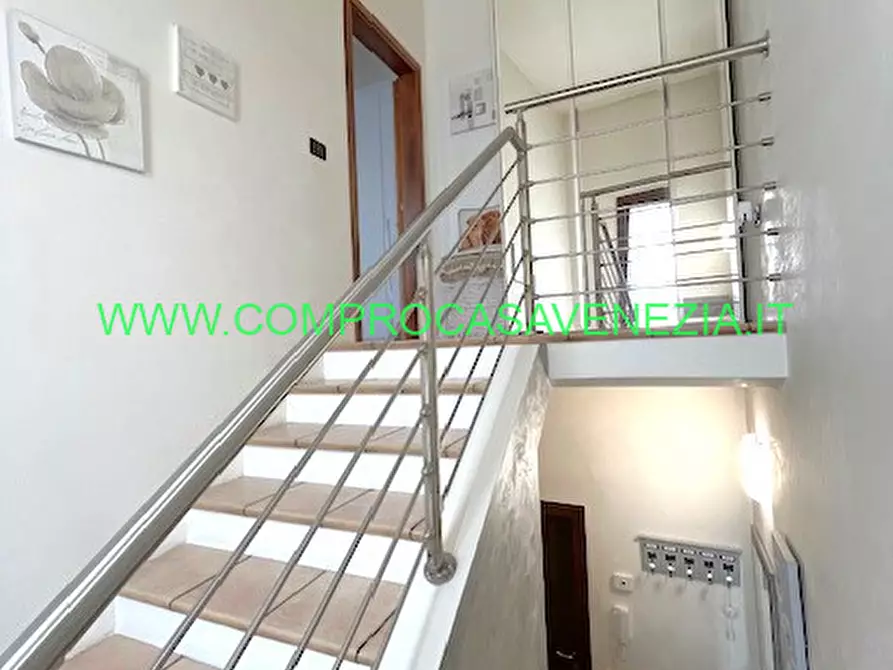 Immagine 45 di Casa bifamiliare in vendita  in via trieste a Venezia