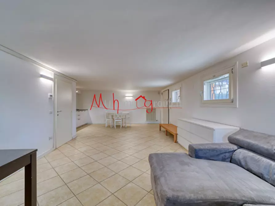 Immagine 5 di Magazzino in affitto  in via guizza a Padova