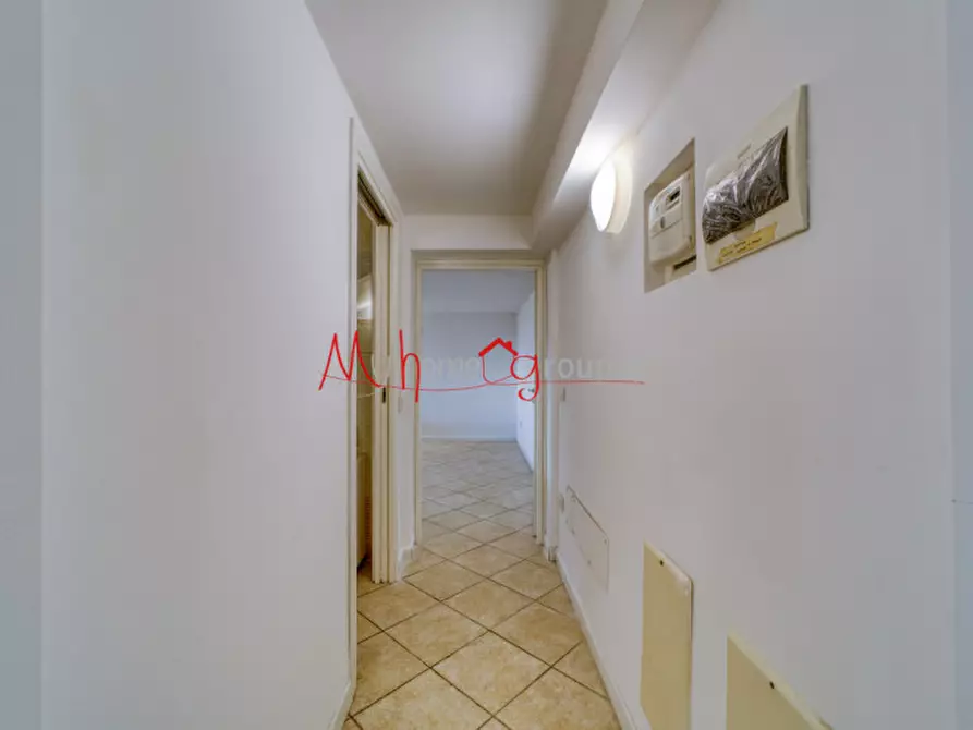 Immagine 8 di Magazzino in affitto  in via guizza a Padova