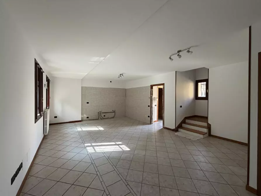 Immagine 3 di Casa trifamiliare in affitto  a Noventa Padovana