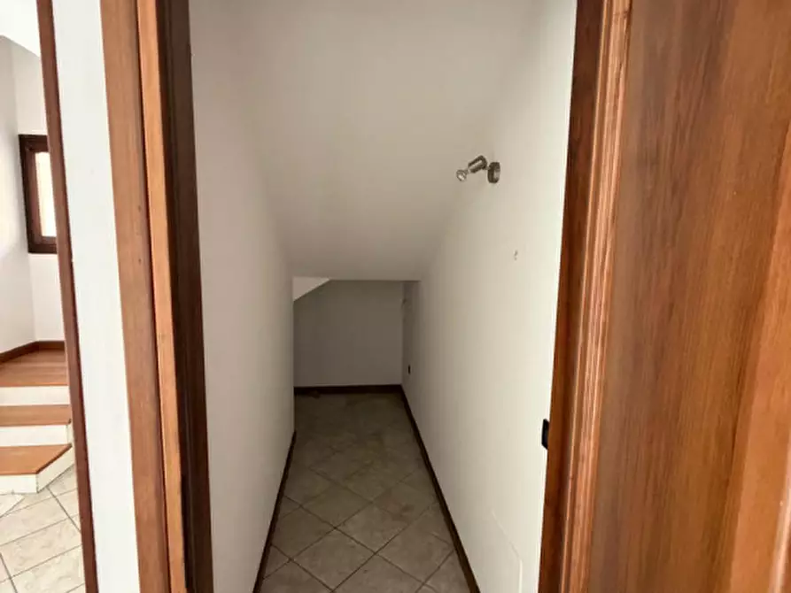 Immagine 6 di Casa trifamiliare in affitto  a Noventa Padovana