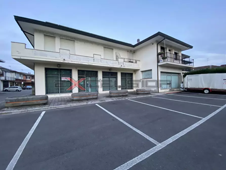Immagine 3 di Appartamento in vendita  in Via G. Matteotti n. 20 bis - Cavarzere a Cavarzere