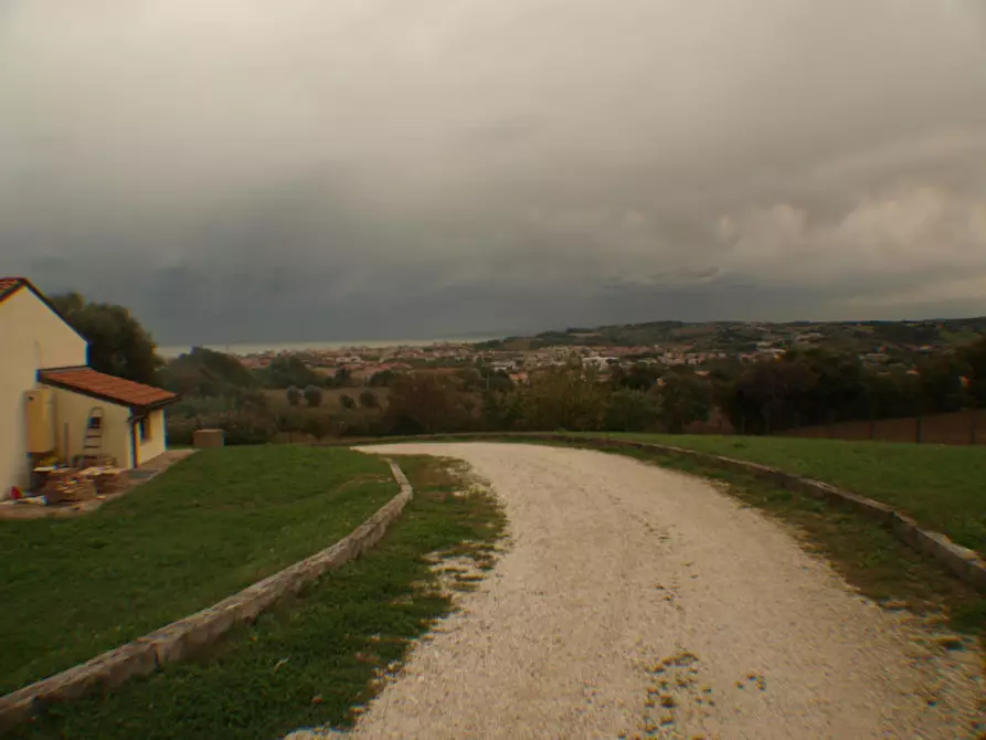 Immagine 25 di Casa indipendente in vendita  a Senigallia